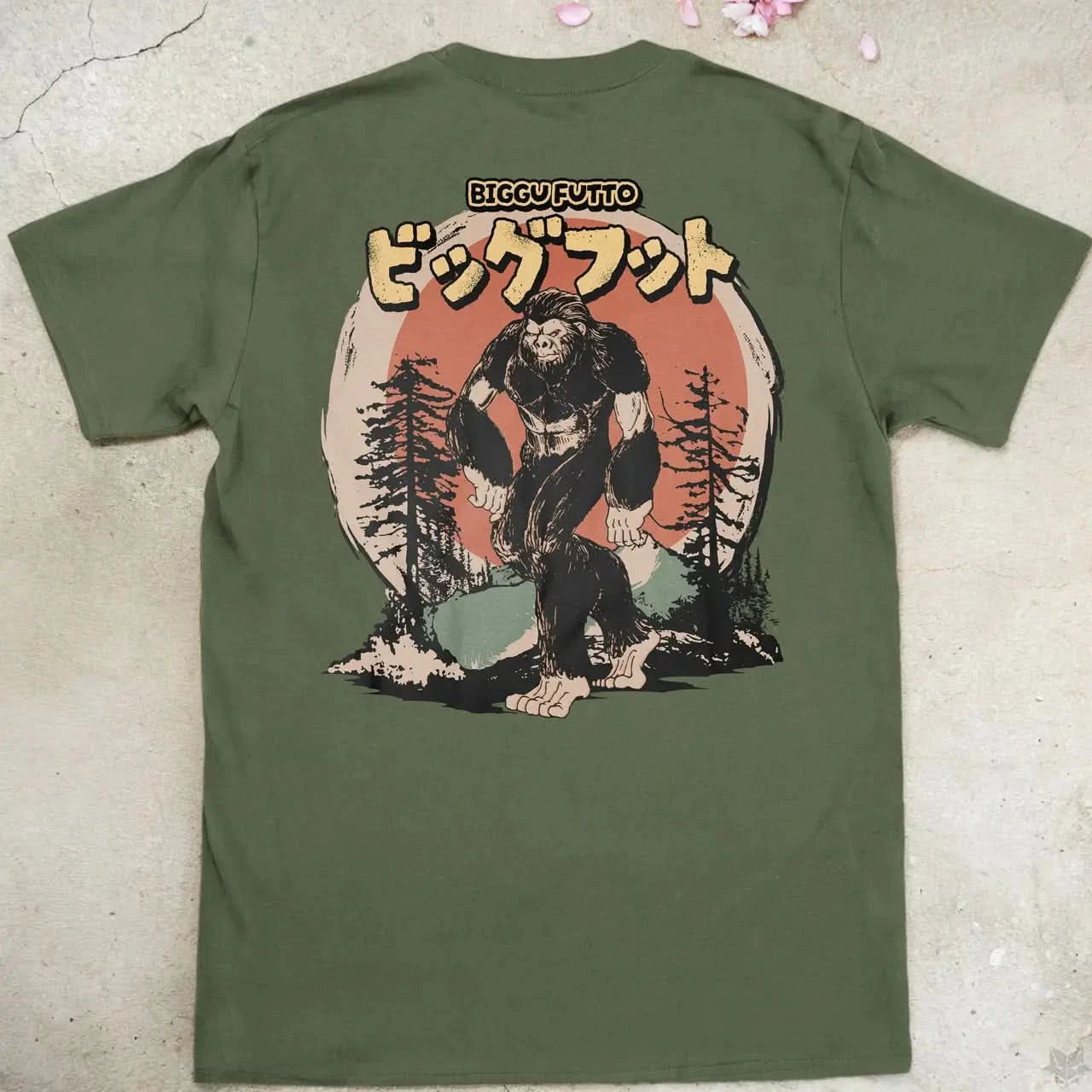 Biggu Futto | back print ❀ T-shirt