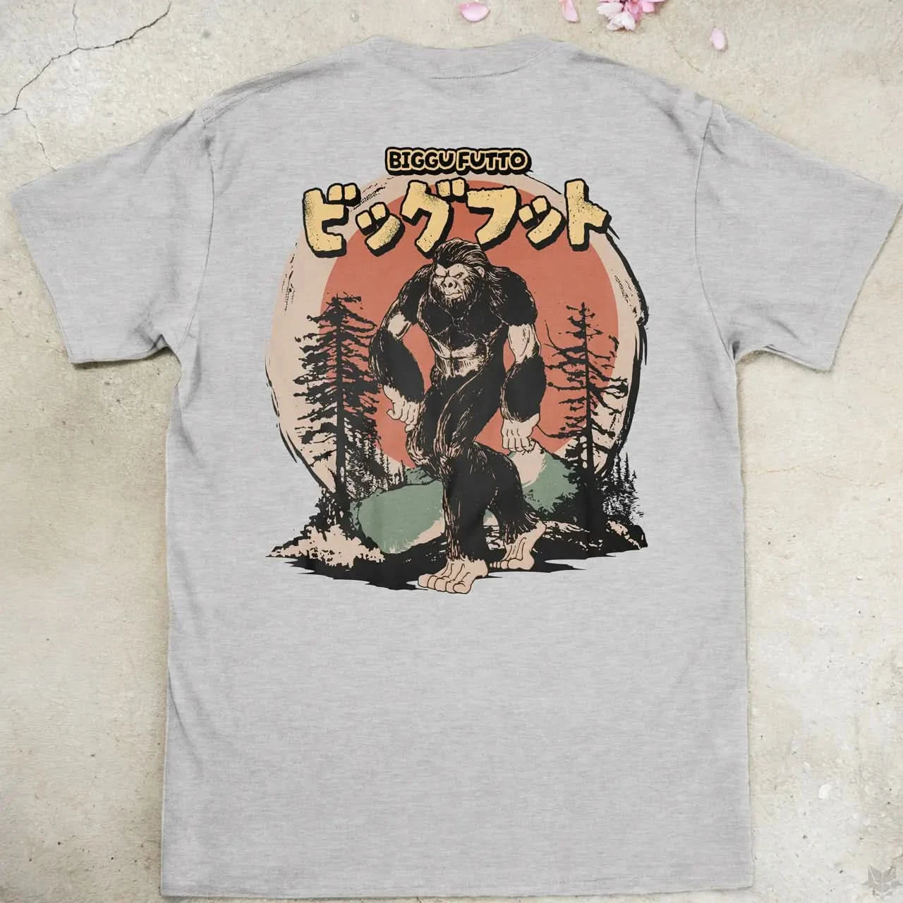 Biggu Futto | back print ❀ T-shirt
