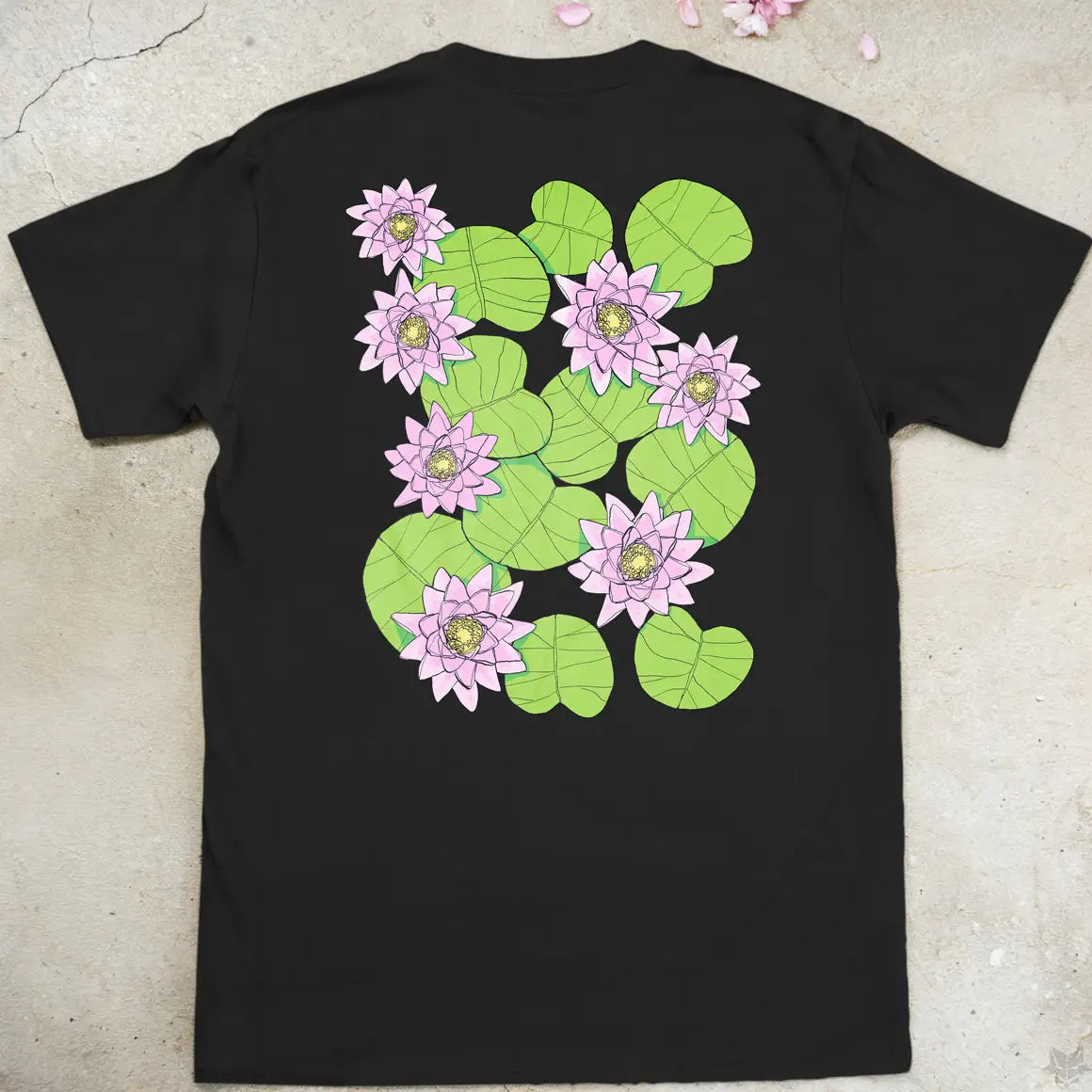 Lotus | back print ❀ T-shirt