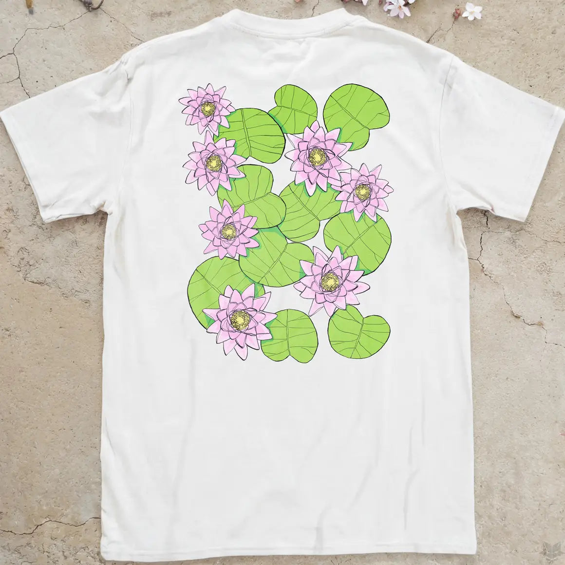 Lotus | back print ❀ T-shirt